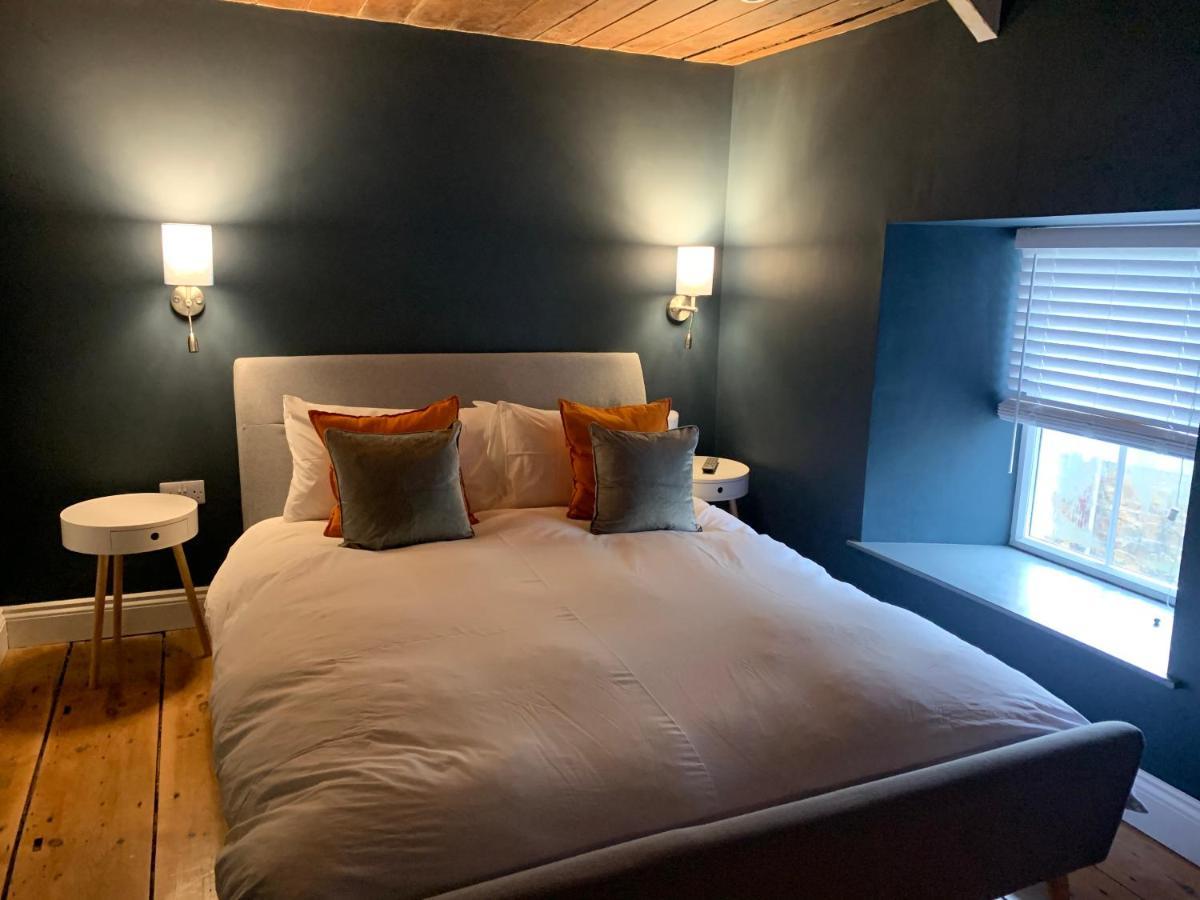 Min-Y-Fford Sleeps 6 Plus Pet Newport  Exteriér fotografie
